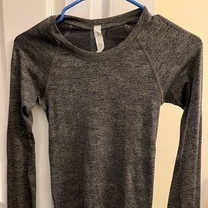 Lululemon Swiftly Long Sleeve Size 2